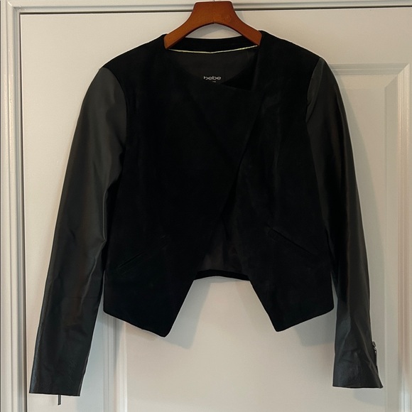 Bebe Black Women's Leather & Suede jacket SZ medium - Picture 3 of 8